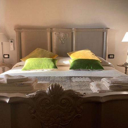 Bed and Breakfast I Grappoli Divini Viarigi Exterior foto